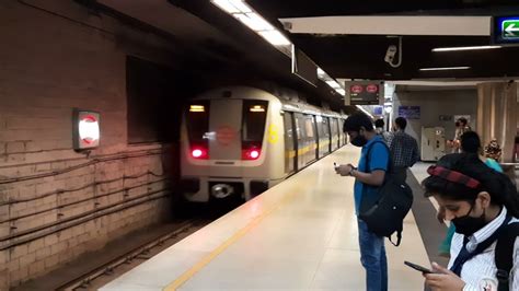 Delhi Metro Saket Metro Station Yellow Line Youtube