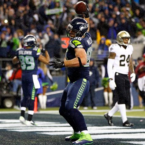 How the Seahawks Unleashed TE Zach Miller in the Passing Game Against the Saints | Bleacher Report