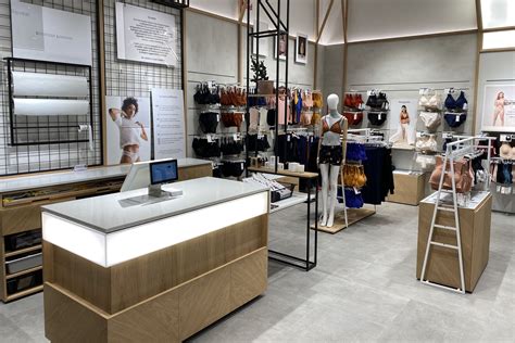 Le Feste Batalizie Con CL Chantelle Lingerie Flawless Milano