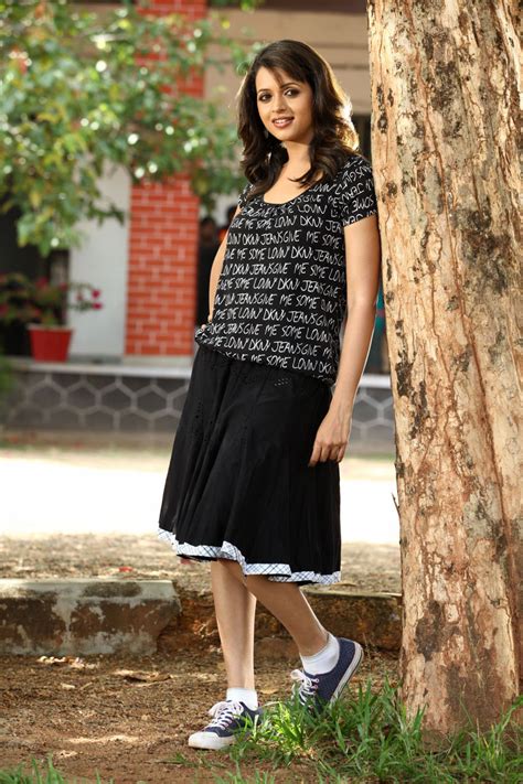 Movie Actress Hot Pics Telugu Actress Bhavana Skirt Pics