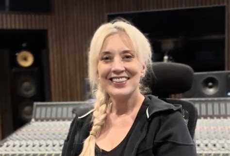 Sylvia Massy Vintage Microphones And Music Production