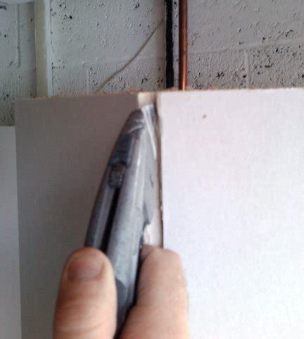 Fixing and cutting plasterboard - the easy way