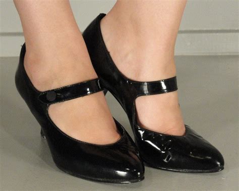 Black Patent Leather Vintage Mary Janes Shoes Heels Womens