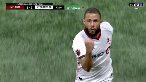 Nick Deleon Hace Un Golazo Desde Fuera Del Rea Y Toronto Pone Un Pie