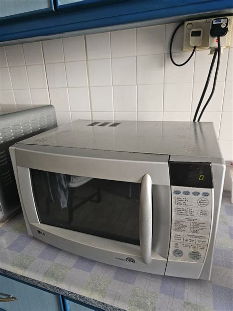 Lg 27l Combination Convection Microwave Tv And Home Appliances Kitchen Appliances Ovens