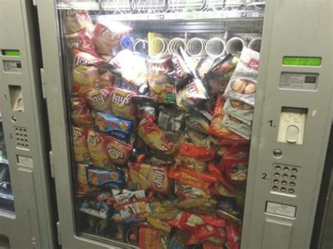 Hilarious Vending Machine Fails That Will Drive You Completely Insane