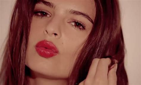 Emily Ratajkowski Blurred Lines Meow Emily Ratajkowski Blurred