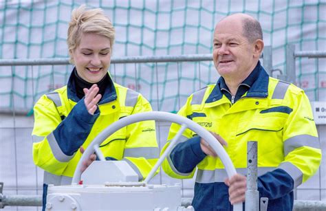 Alemania Alemania Inaugura Su Segunda Terminal De Licuado De Gas Natural