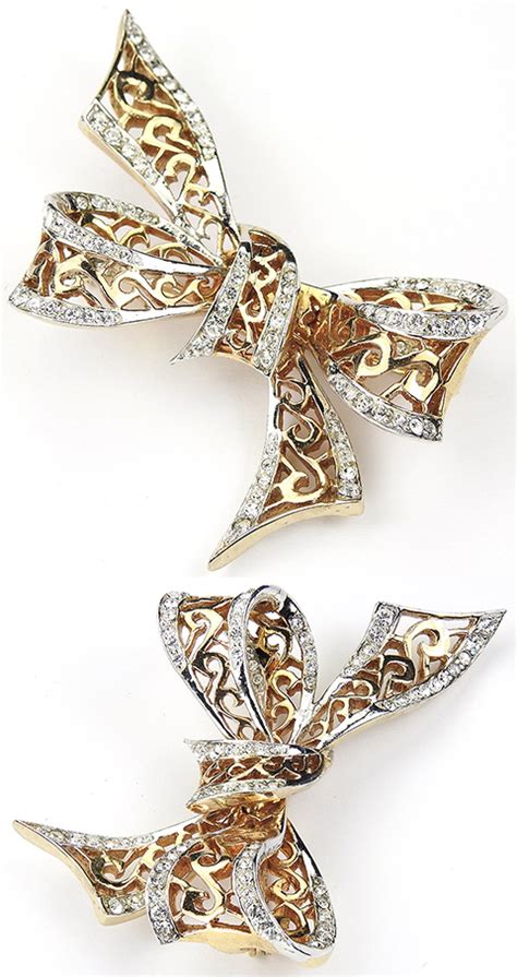 Mb Boucher Gold And Pave Openwork Bowknot Bow Pin