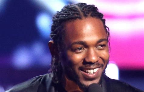 commercial  critical darling kendrick lamar wins pulitzer