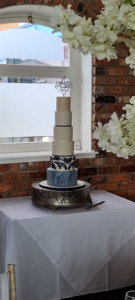 Tier Navy Blue And Ivory Wedding Cake Mel S Amazing Cakes