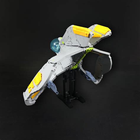 Umbaran Starfighter - Minifig Scale — BrickVault