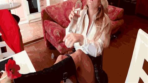 The Sexiest Blonde AVI 1280 720 HD Princess Diana Clips4sale
