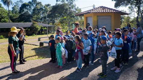 Mês do meio ambiente alunos de escolas públicas exploram o Parque