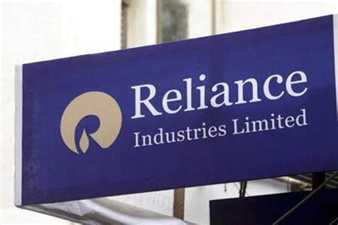 Record Reliance Industries Surpasses It Major Tcs To Clinch Status Of