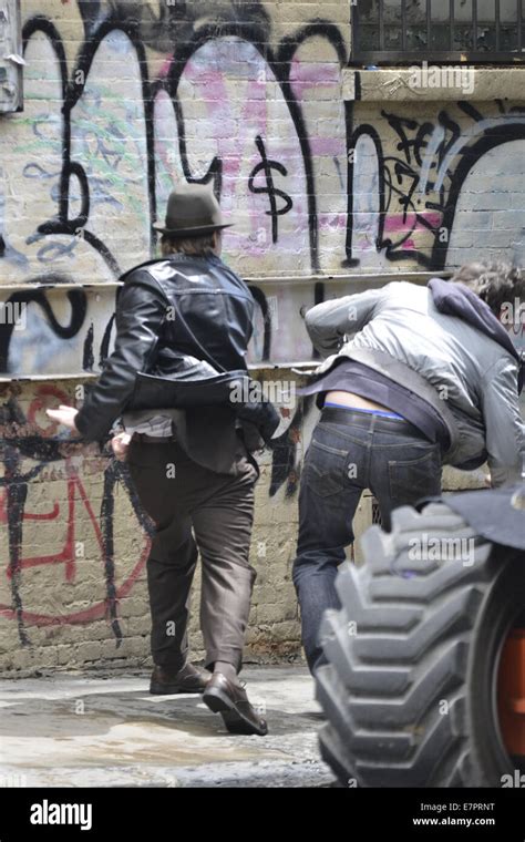 Ben Mckenzie And Donal Longue Shoot A Fight Scene On The Set Of Gotham