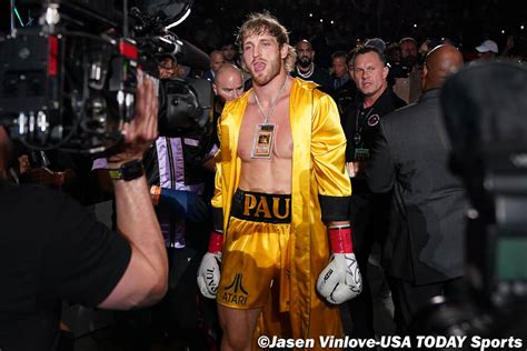 Floyd Mayweather vs. Logan Paul: Best photos