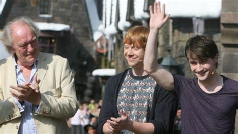 ‘Harry Potter’ veterans mourn co-star Michael Gambon | NowBN.com