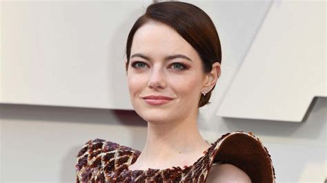 Emma Stone Goes Frankenstein In Yorgos Lanthimos Poor Things Trailer