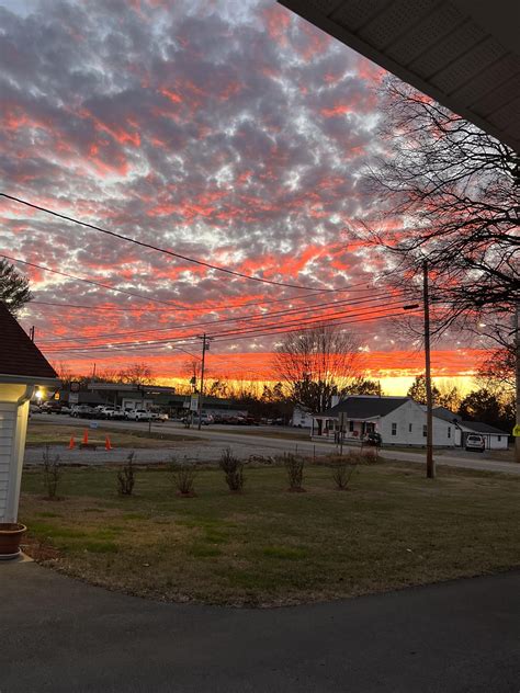 Sunset Chapel Hill, TN : r/SkyPorn