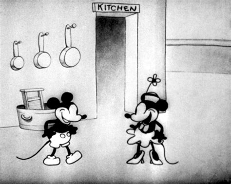 Mickey And Minnie Mouse To Enter Public Domain Animation World Network