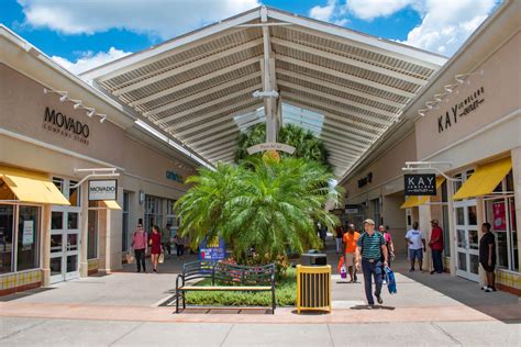 Outlet Malls Near Universal Studios Orlando Kim And Carrie