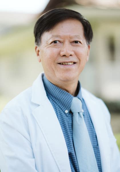 Dr Ted Ming Chou Professional Dentist Canaan Dental