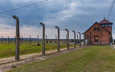 Całodniowa wycieczka samochodem z Warszawy do Auschwitz i Starego