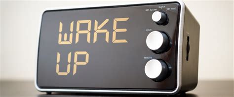 How to Wake Up Early and Energized