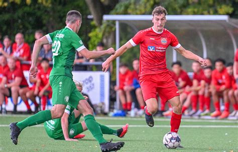 Fußball Oberligist SV Sonsbeck gewinnt in Frintrop 2 0