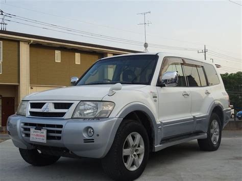 Mitsubishi Pajero Long Exceed I White Km Details