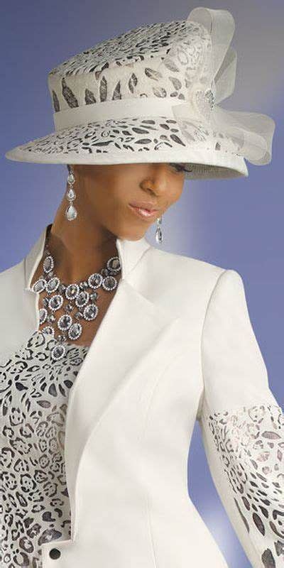 Donna Vinci Couture Womens Ivory Church Suit French Novelty