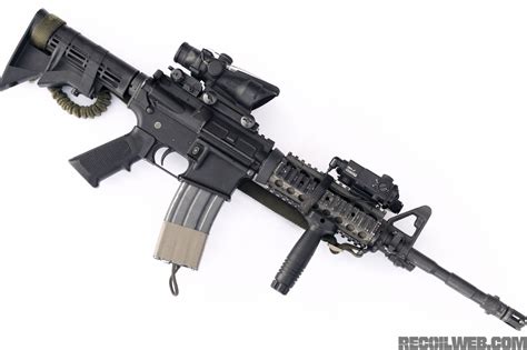 War Rifle Re-Creation: OIF M4 Carbine | RECOIL