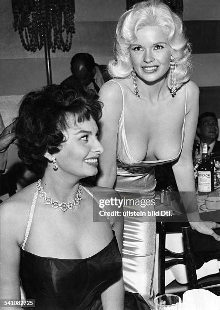 13 Sophia Loren Jayne Mansfield Photos & High Res Pictures - Getty Images