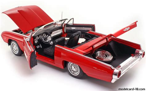 Ford Thunderbird (cabrio) 1963 Anson 1/18 - Details