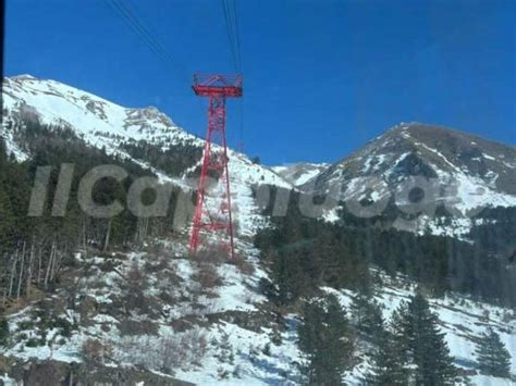 La Galaverna Blocca La Funivia Del Gran Sasso Gli Operai Rimuovono Il