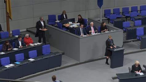 German Parliament Approves Legislation Easing Deportations Of Rejected