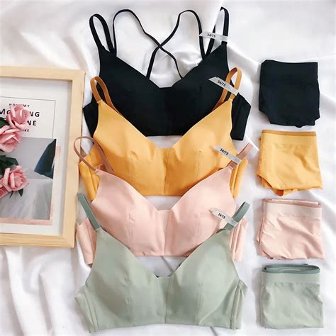 Sexy Full Lingerie Fashion Underwear Set Push Up Seamless Bra Sets Colors Thin Cup Simple Bra