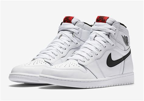 Air Jordan 1 Retro High Og Premium Essentials