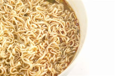 How To Cook Maruchan Ramen - Recipes.net