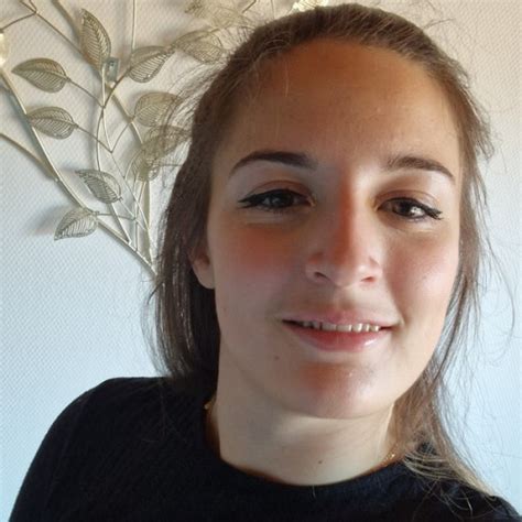 Elodie Prof de maths à Lausanne 25CHF h 3 avis 7 élèves accompagnés