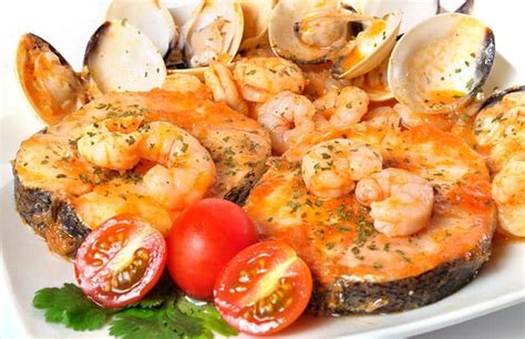 Receta De Merluza A La Marinera Con Almejas Y Gambas Comedera