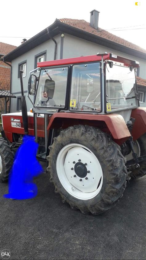 Kabina Za Traktor Steyr Eljko Modri A Agro Dijelovi Olx Ba