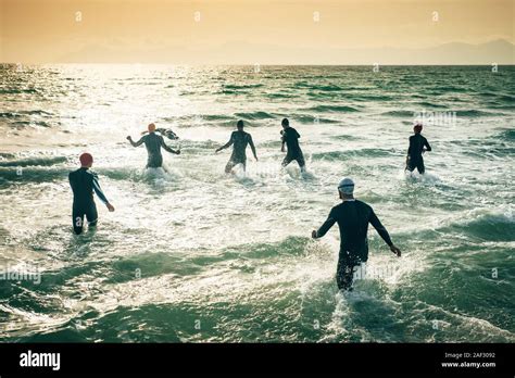 Wet Suits Wetsuits Wet Suits Hi Res Stock Photography And Images Alamy