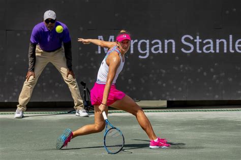 Irina Begu eliminată dramatic la Charleston A condus o pe principala