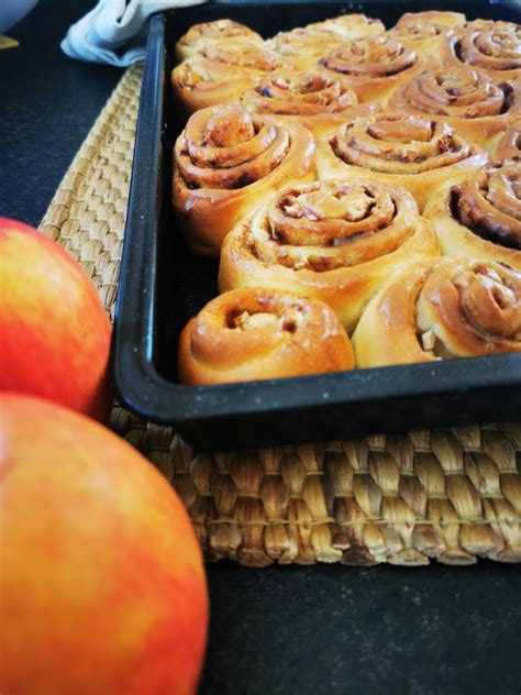 Winterliche Apfel Zimtschnecken Vom Blech Cappotella