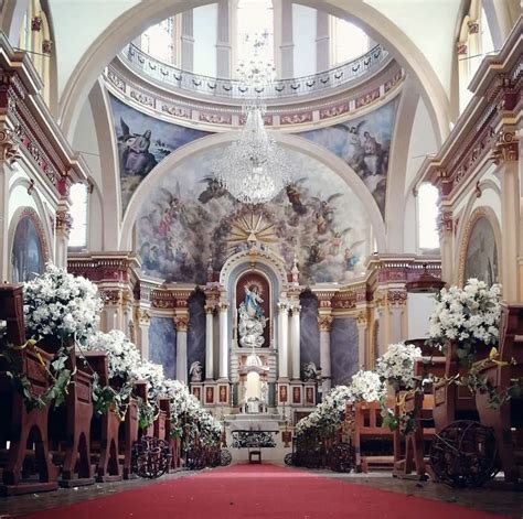 Jaime Ramos Méndez Nave central y altar mayor del Santuario de Nuestra