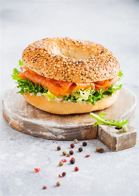 Bagel Au Saumon Fum Vraie Recette Am Ricaine Marie Claire