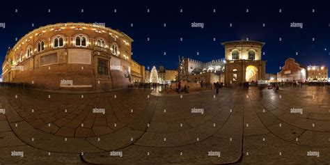 360° View Of Piazza Del Nettuno Alamy