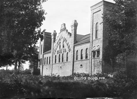 Kelleys Island Winery Ruins – Kelleys Island, Ohio - Atlas Obscura